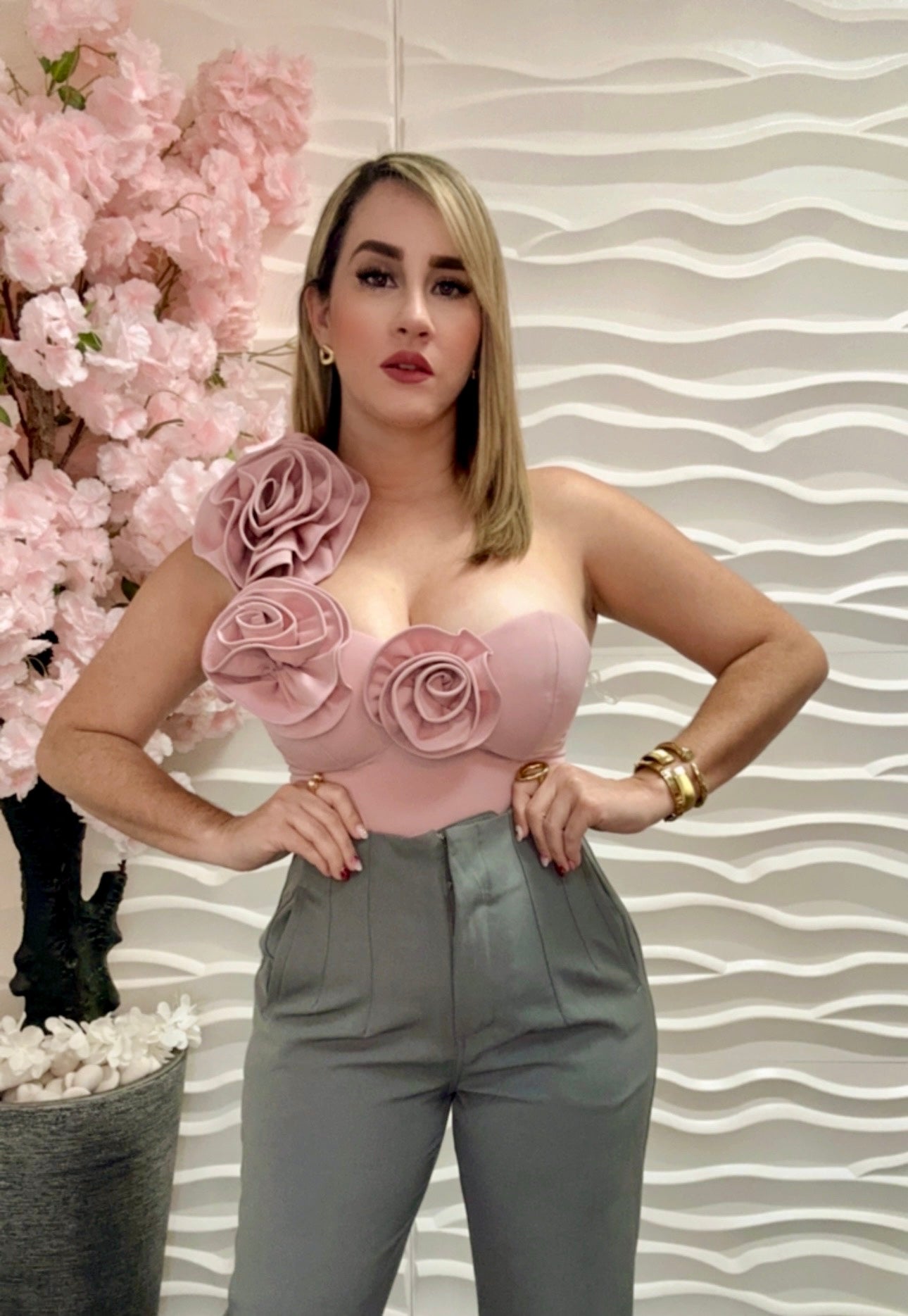 Glerys pink top